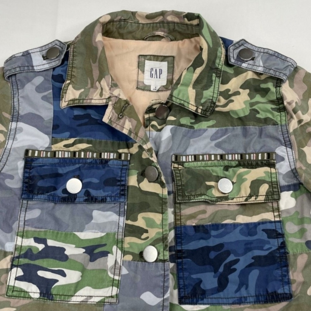 Gap Camo Patchwork Utility Jacket - image 5